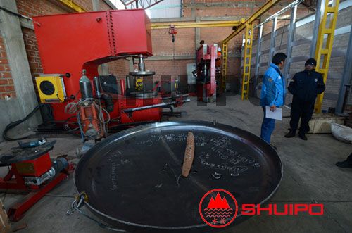 利維亞客戶壓鼓、旋壓設備